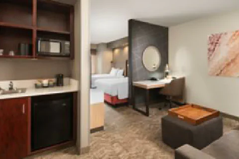 Spacious double queen suite