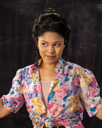 Amara Webb as Shelby.